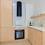 Modern Mediterranean Superior Apartman *