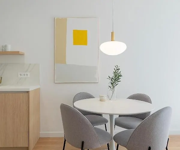 Modern Mediterranean Superior Lejlighed *